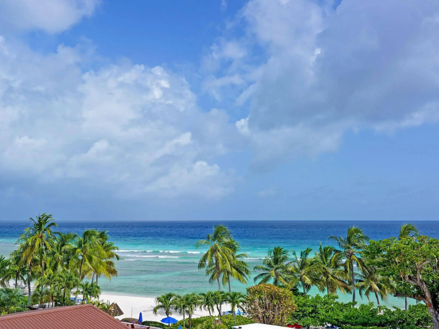 Coconut Court Beach Hotel