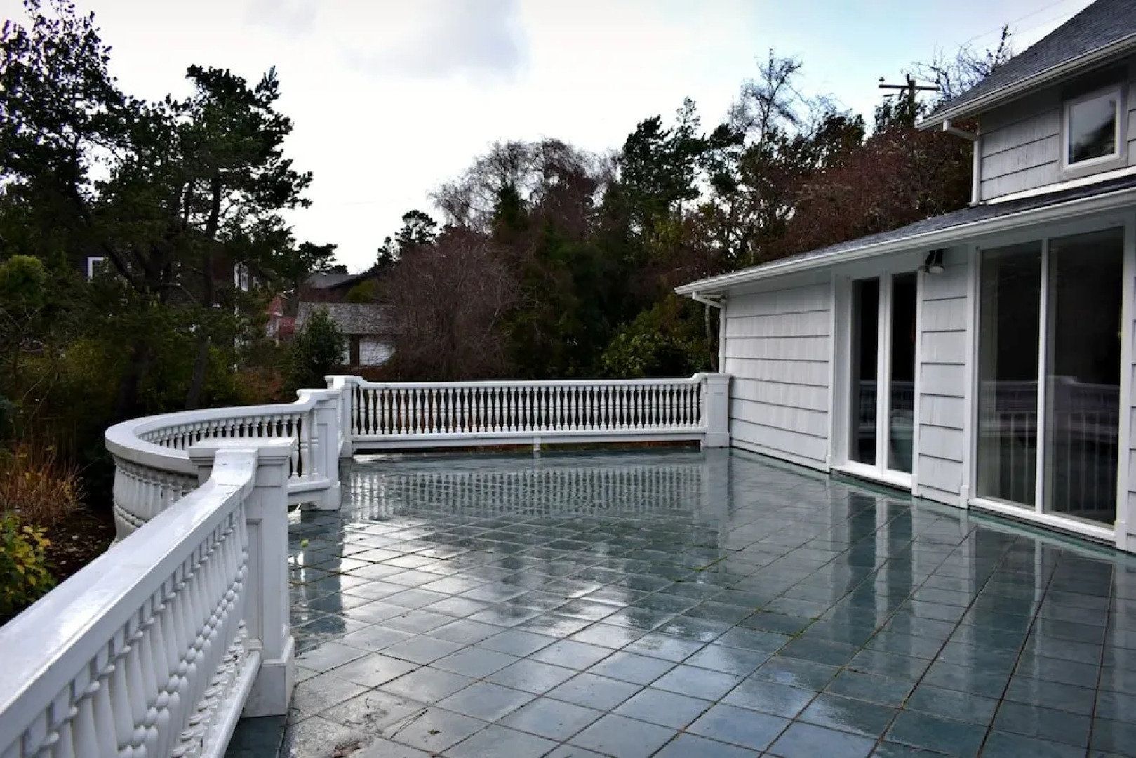 Pacific Way Villa 4 Br home by RedAwning