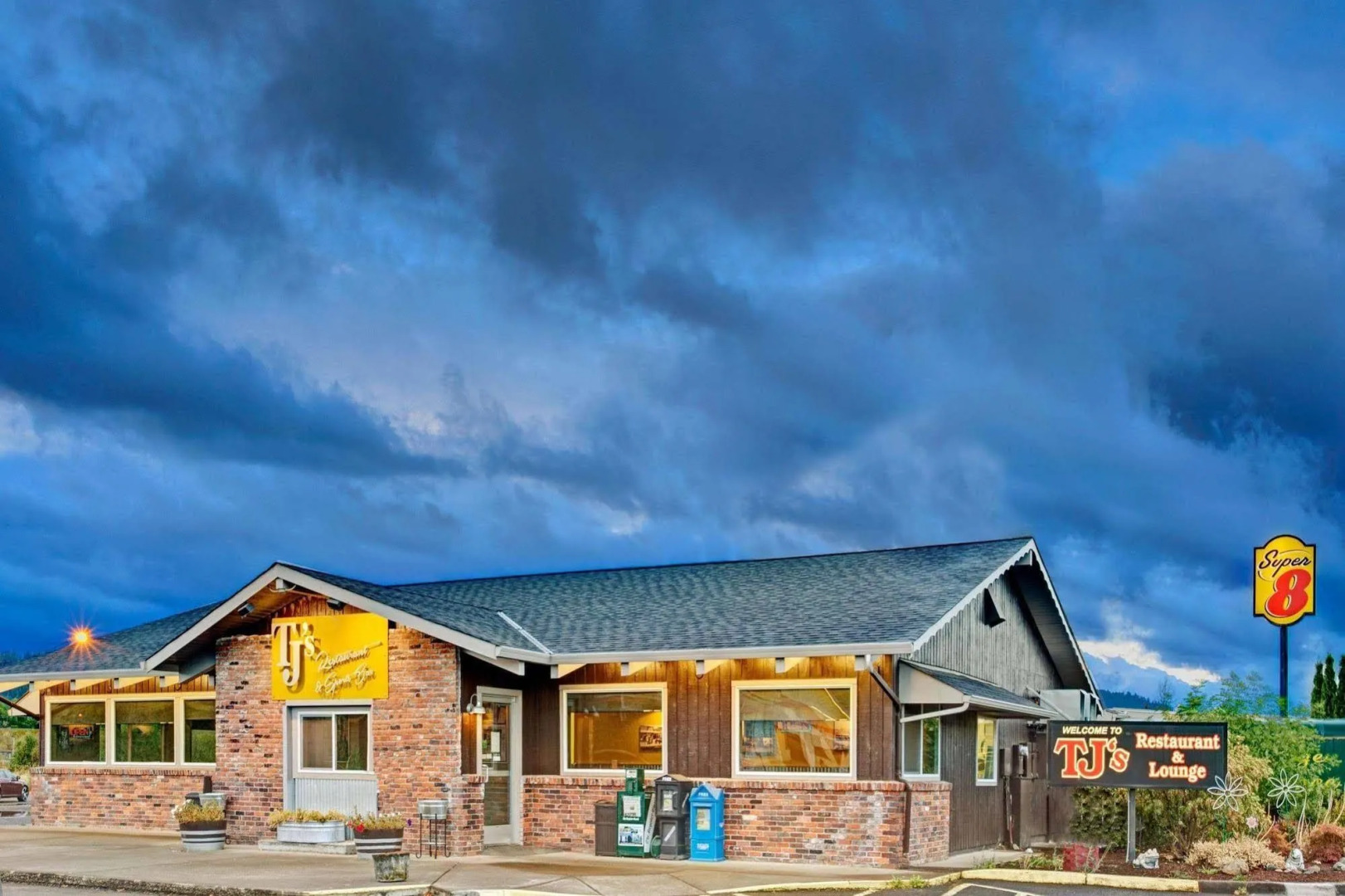 Super 8 Creswell/South Eugene