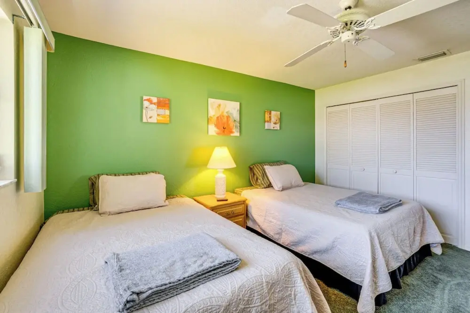 Poolside Bliss & Lake Fun: Florida Getaway!