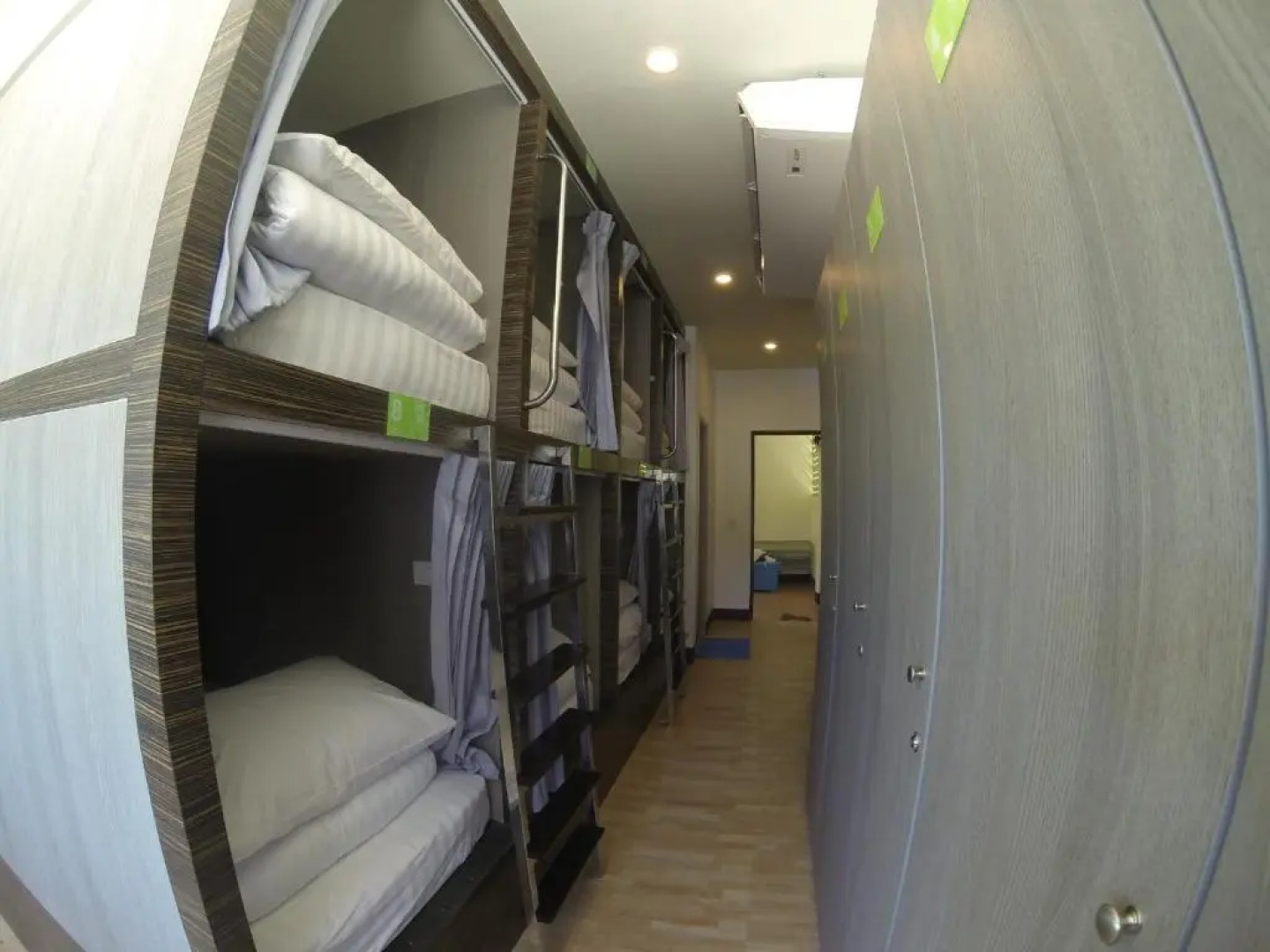 Walking Street Hostel by New Wave - Adults Only