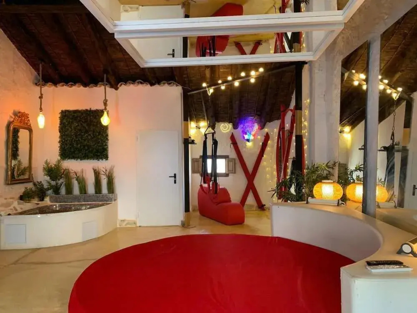 Fortress Jacuzzi Suites