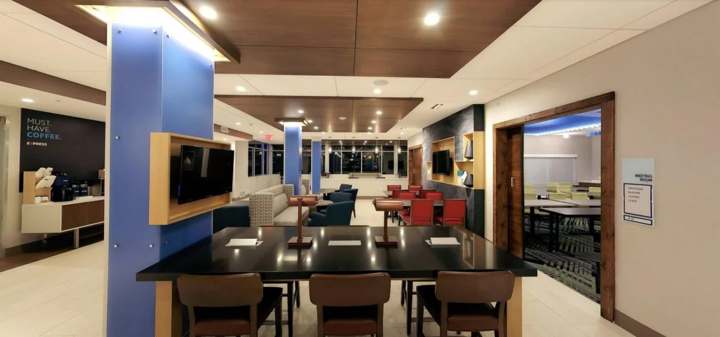 Holiday Inn Express & Suites Detroit Northwest - Livonia by IHG