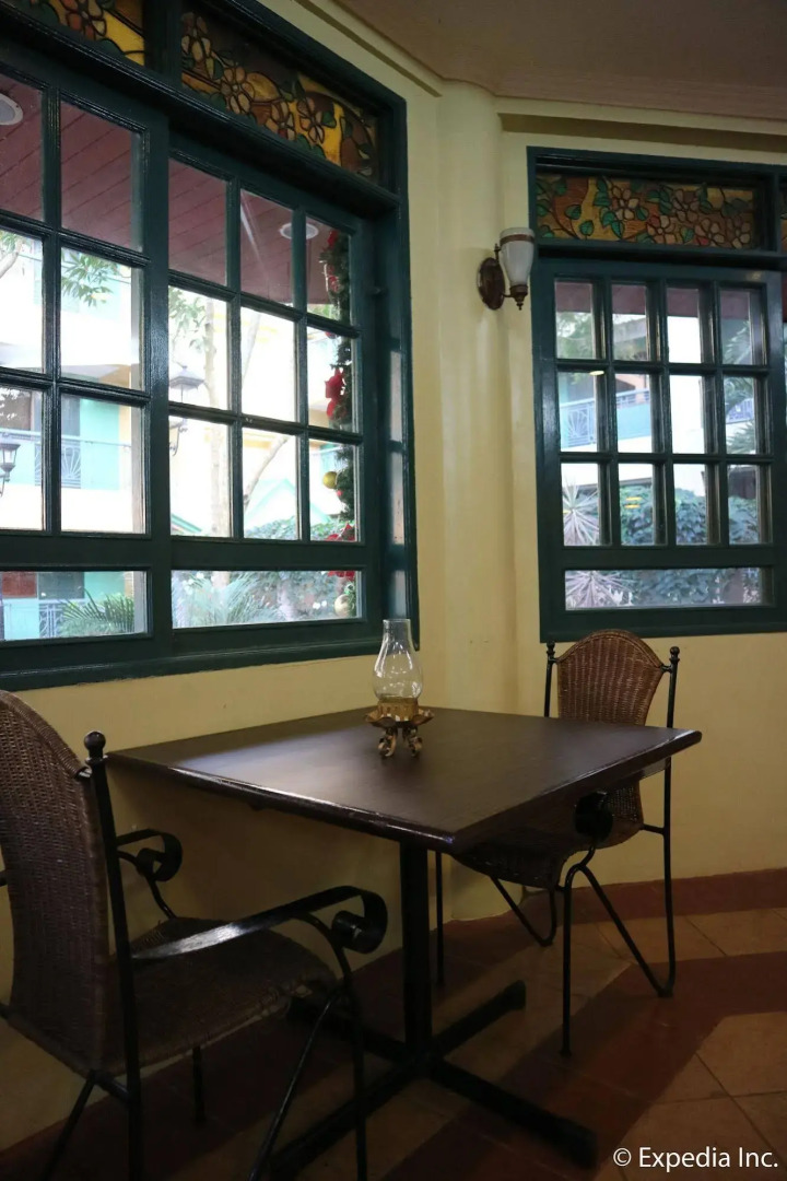 Sunrise Holiday Mansion