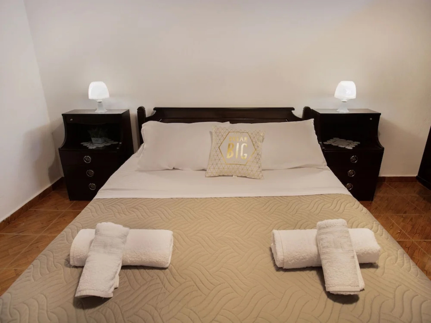 Gorgeous Holiday Home in Arhanes with Balcony