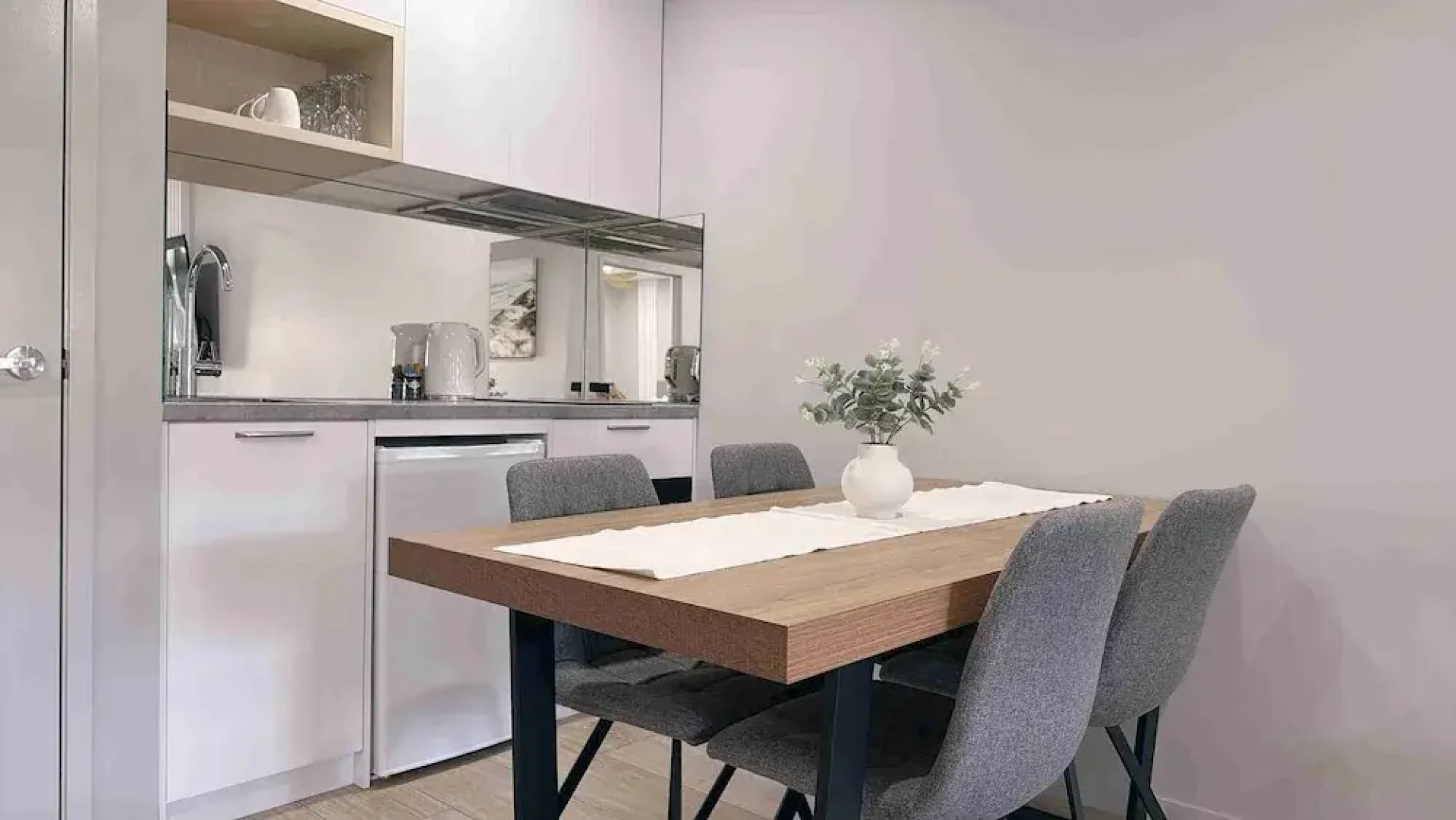 Belmoral Corporate Suites