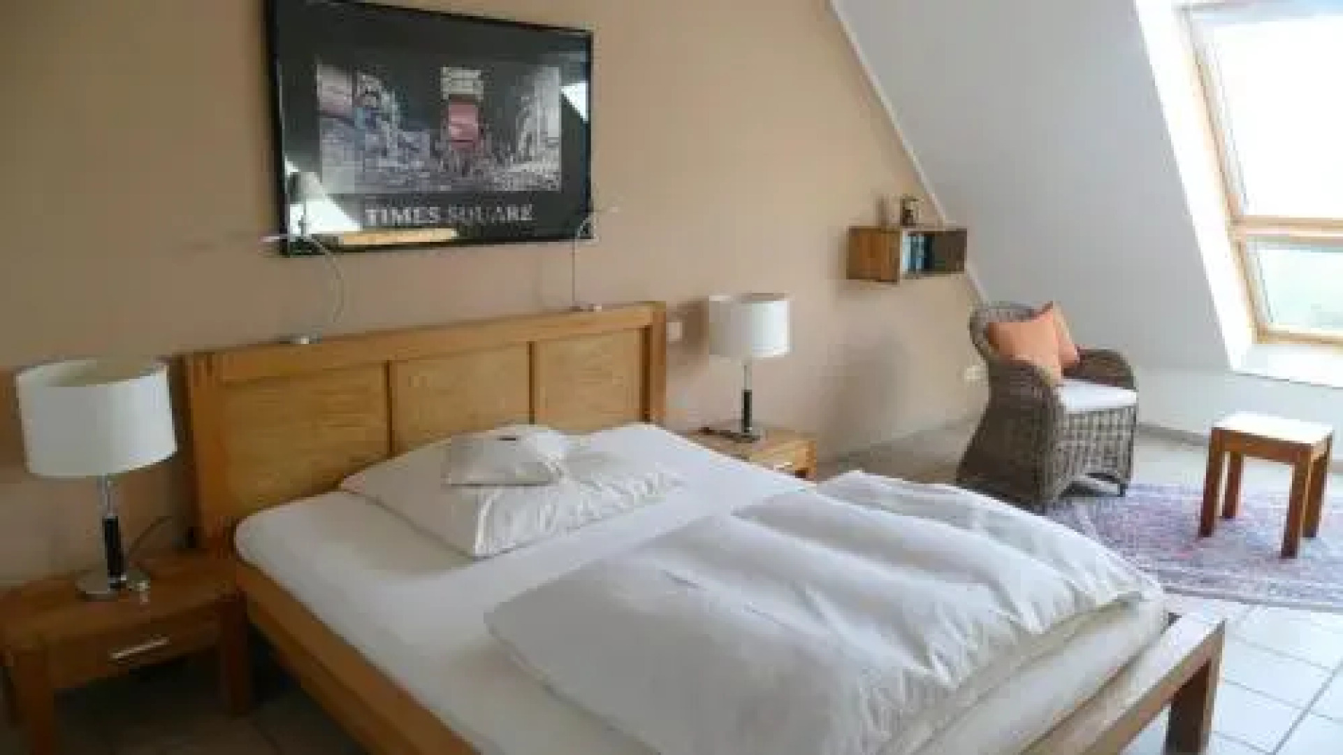 Lindenhof Gästehaus & Hofcafe