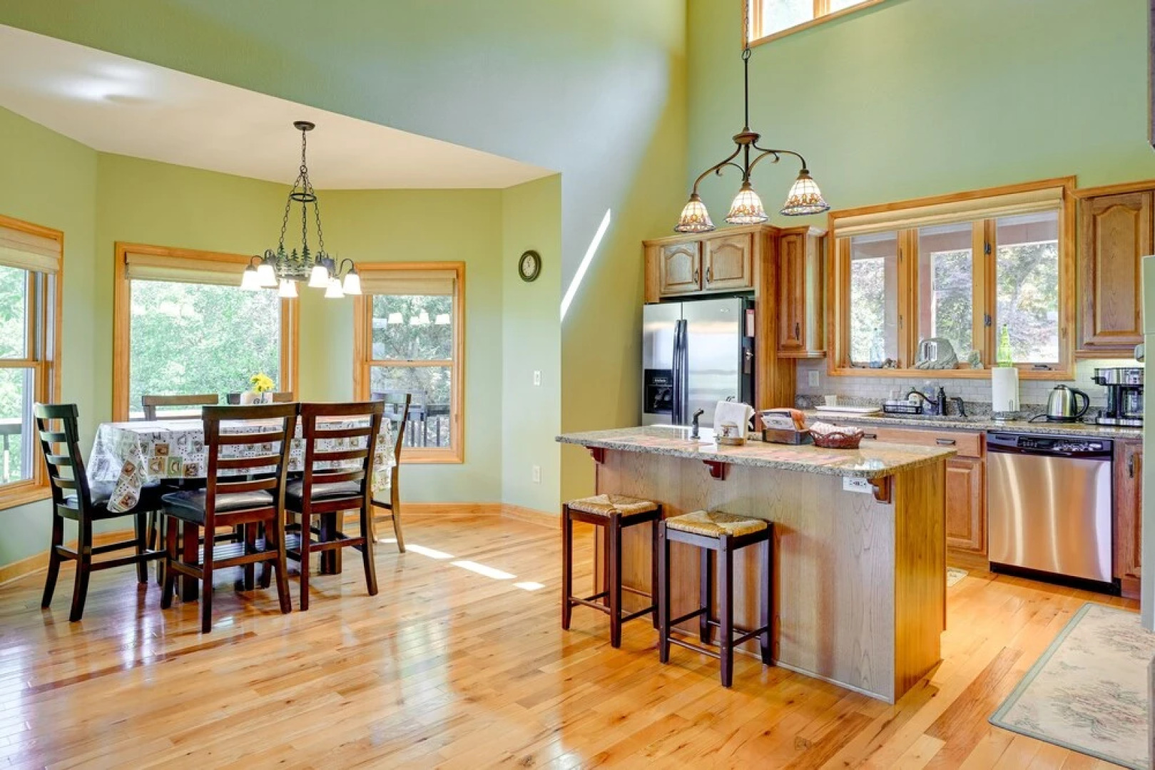 Hiawassee Vacation Rental: 1 Mi to Lake Chatuge!