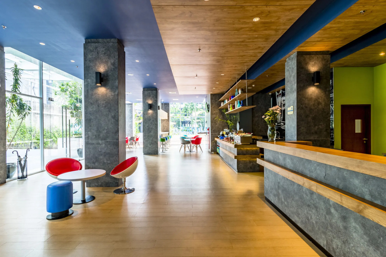 Deka Hotel Surabaya HR Muhammad