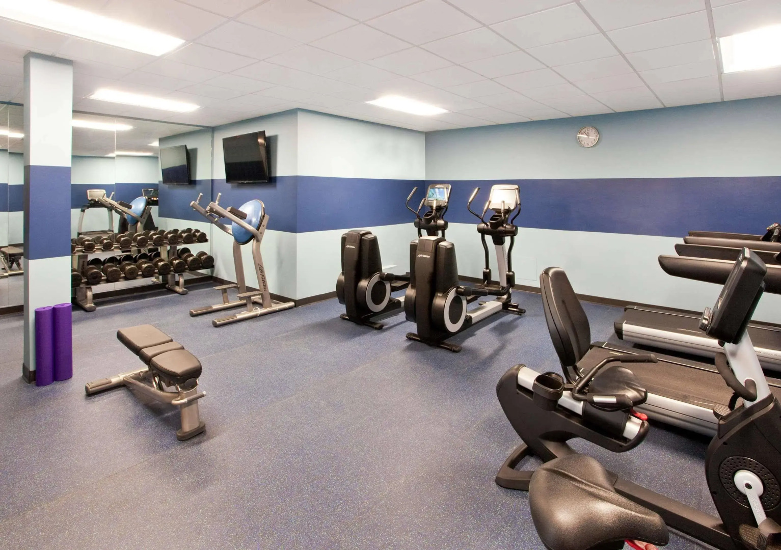 Four Points by Sheraton Cleveland Airport