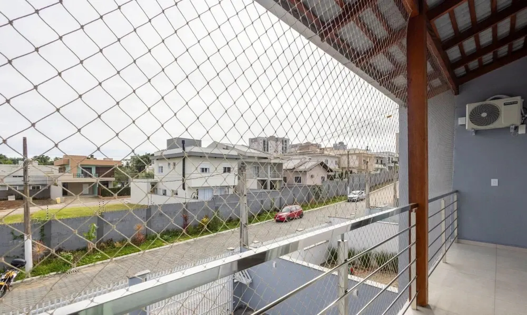 House With Pool and Barbecue Ekd0397