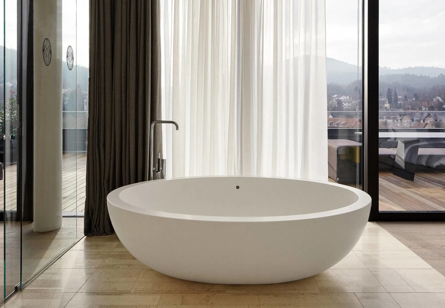 Roomers Baden-Baden, Autograph Collection