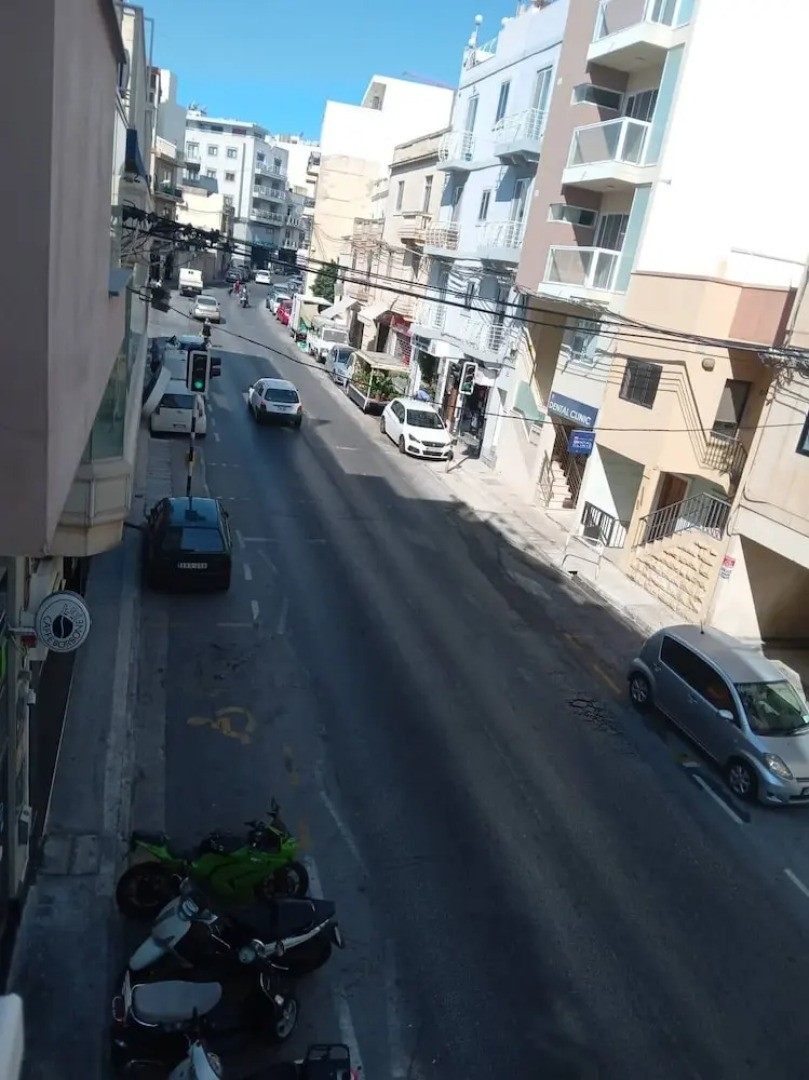 Charming 2-bed Apartment in san Gwann