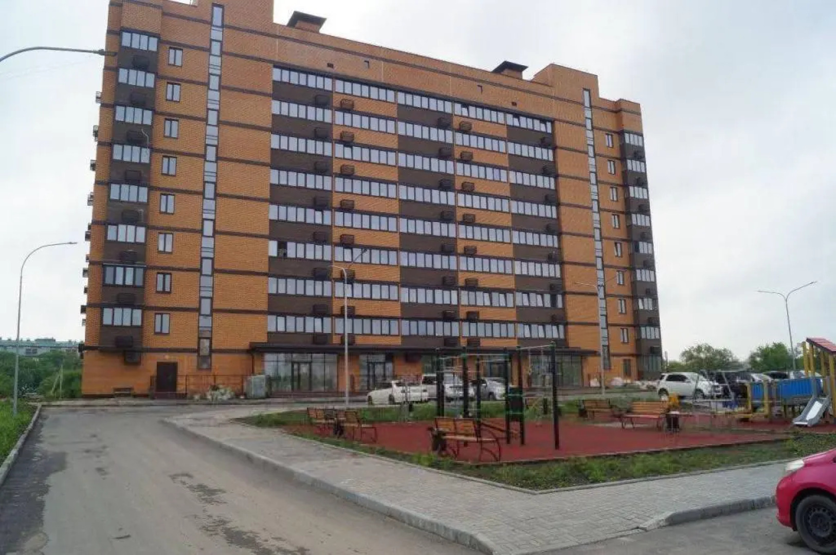 Апартаменты на улице Бирюкова 16