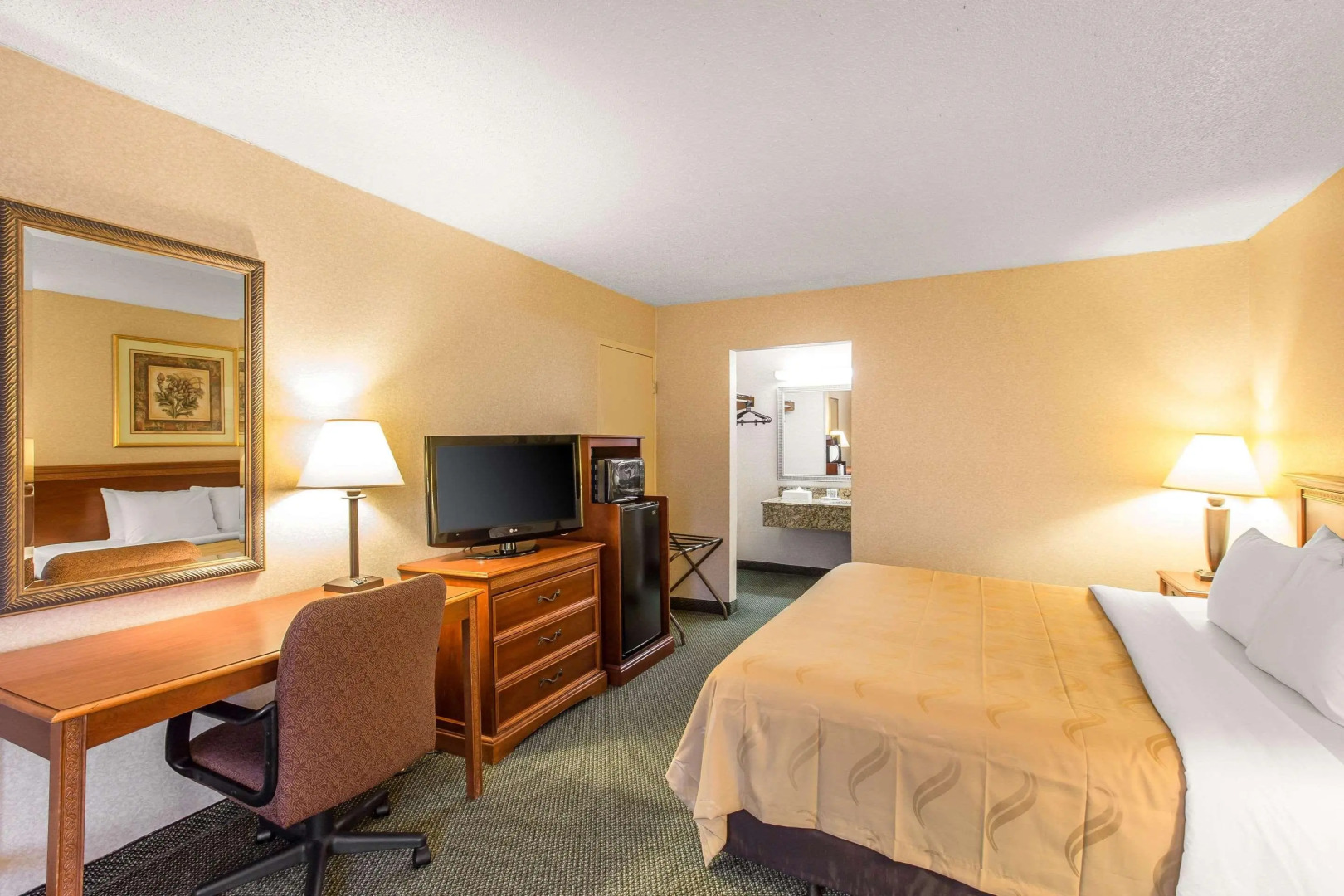 Quality Inn & Suites McDonough South I-75