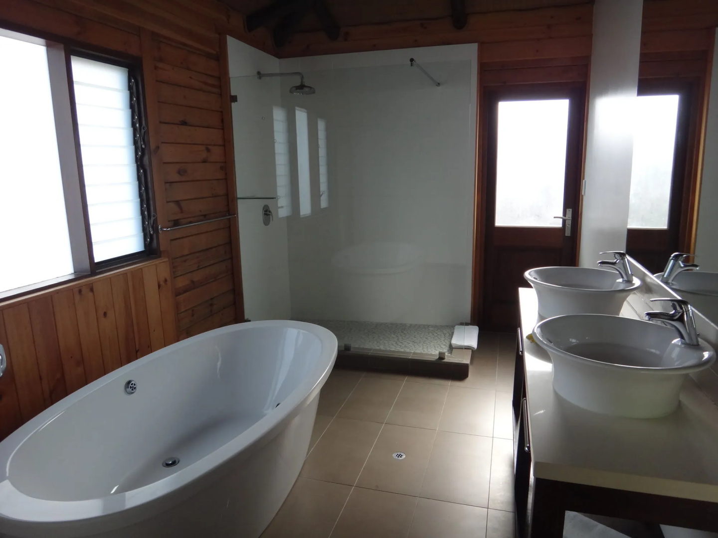 Aga Reef Resort and Spa