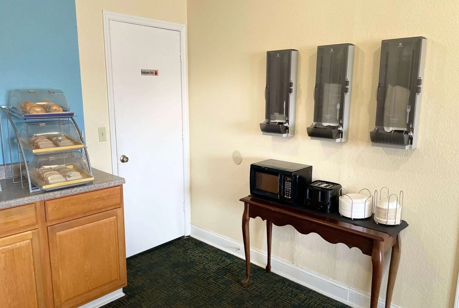 Days Inn by Wyndham Hannibal