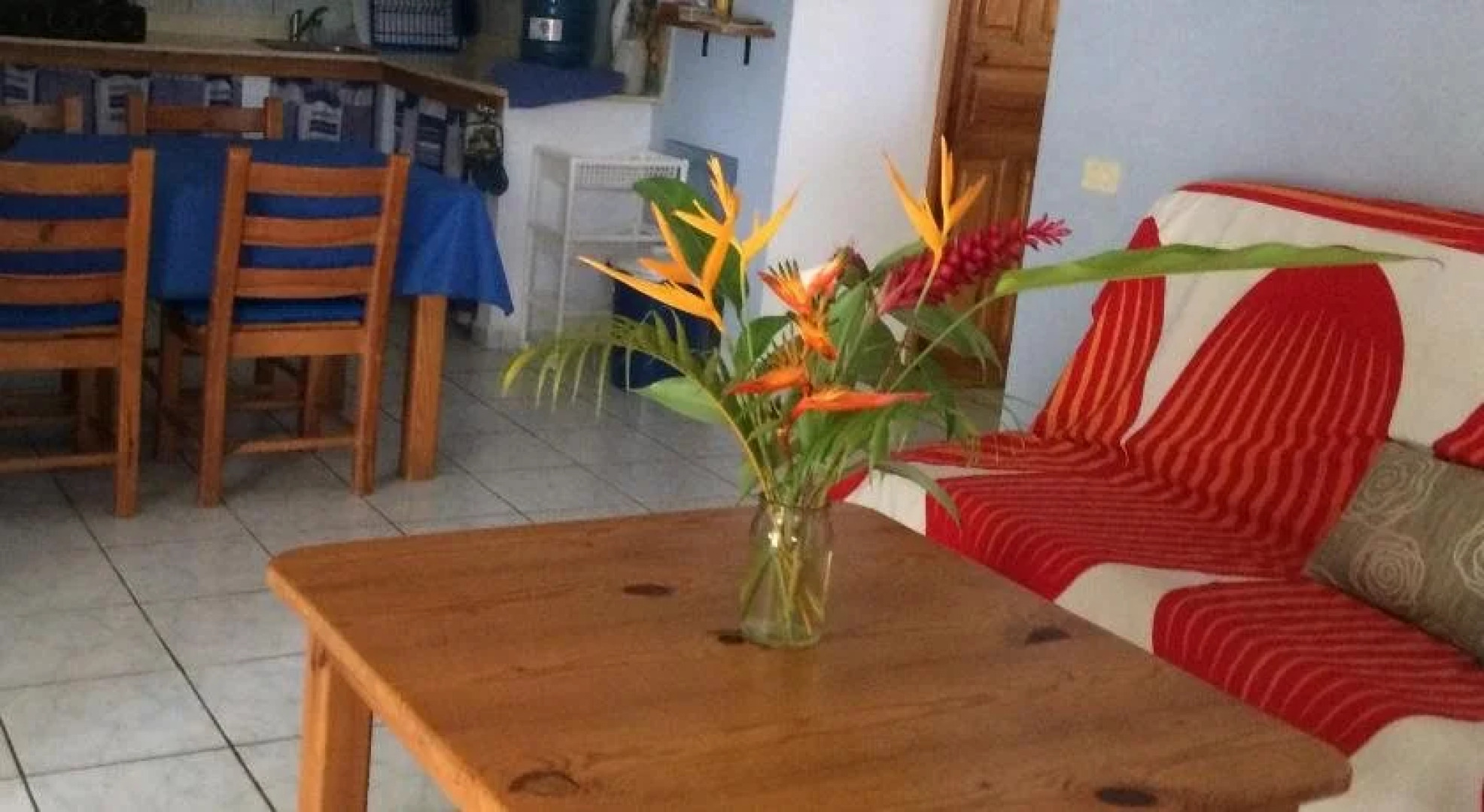 El Flamboyan Apartments