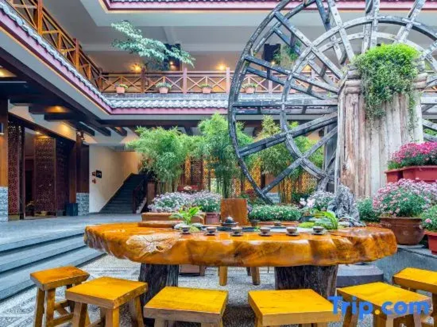 Lijiang Best Li Hotel