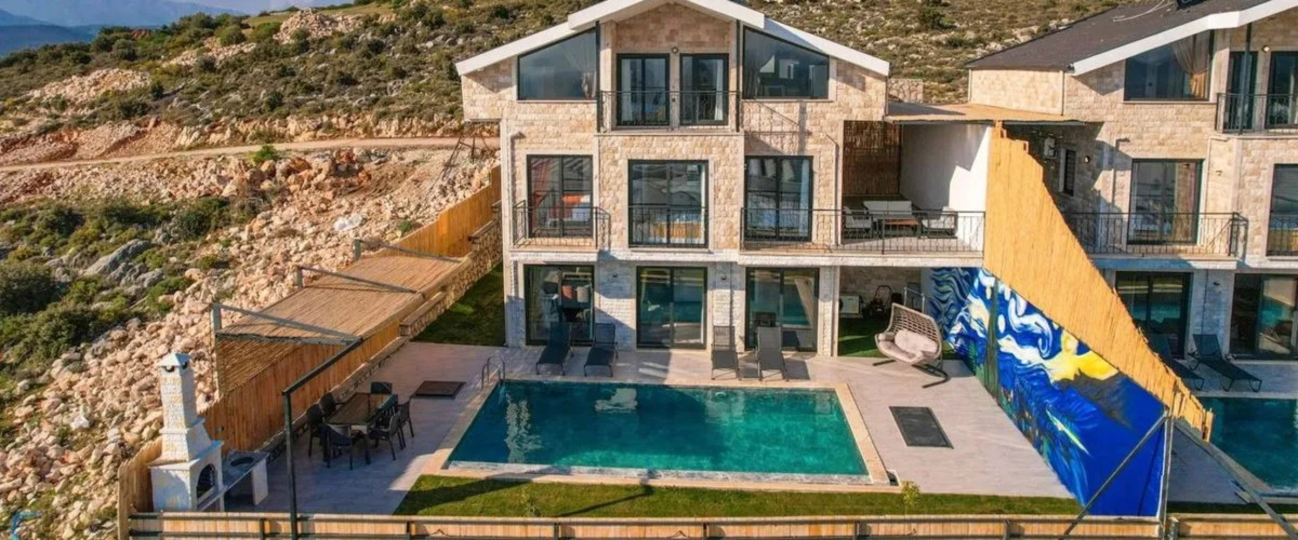 Villa Legendary 1