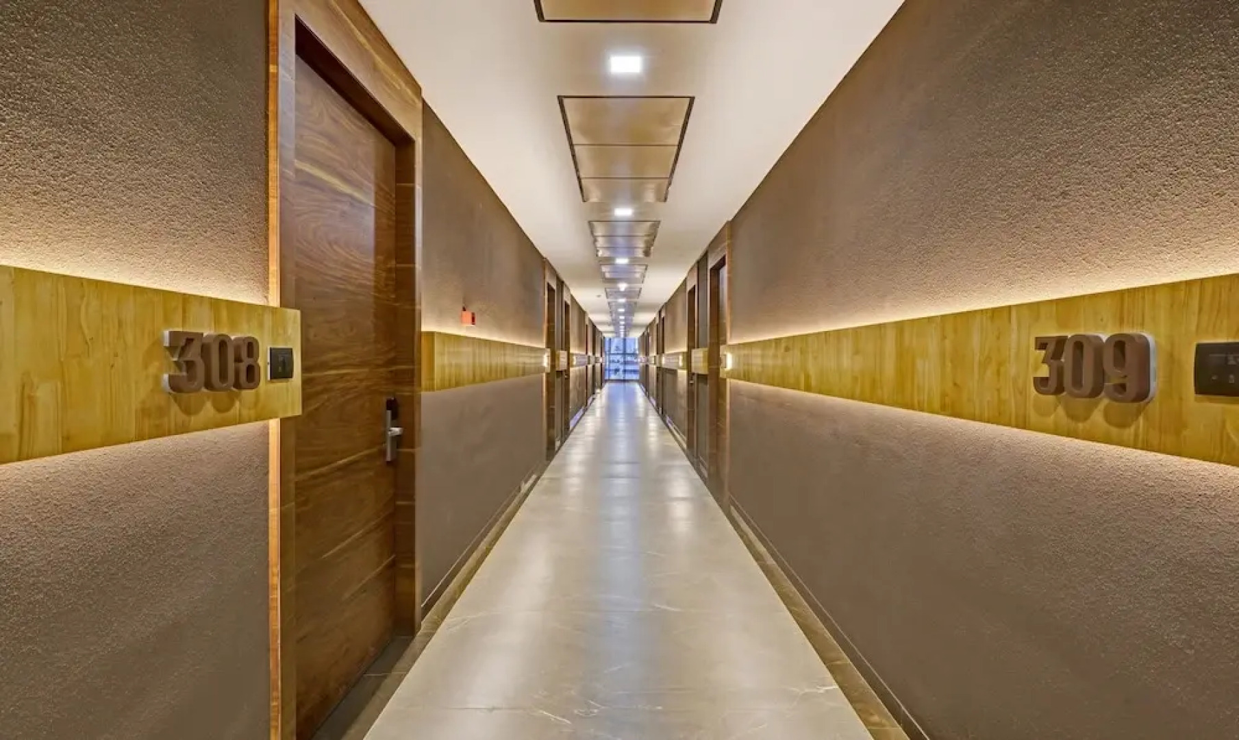 Treebo Premium La Orchid