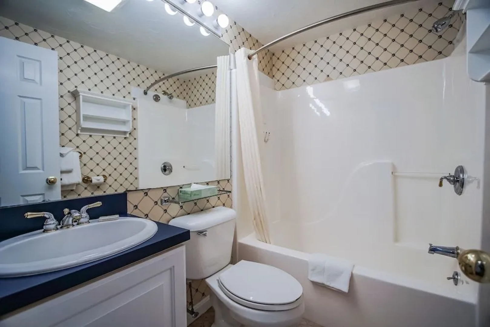 InnSeason Resorts Captain's Quarters