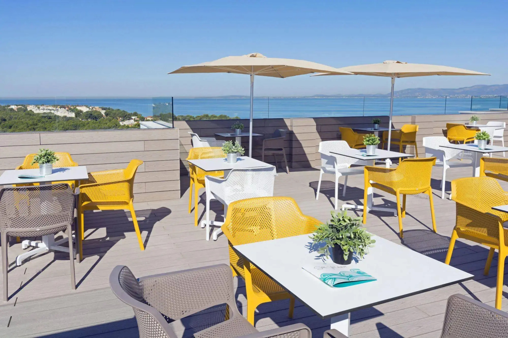 HSM Son Verí - Adults Only