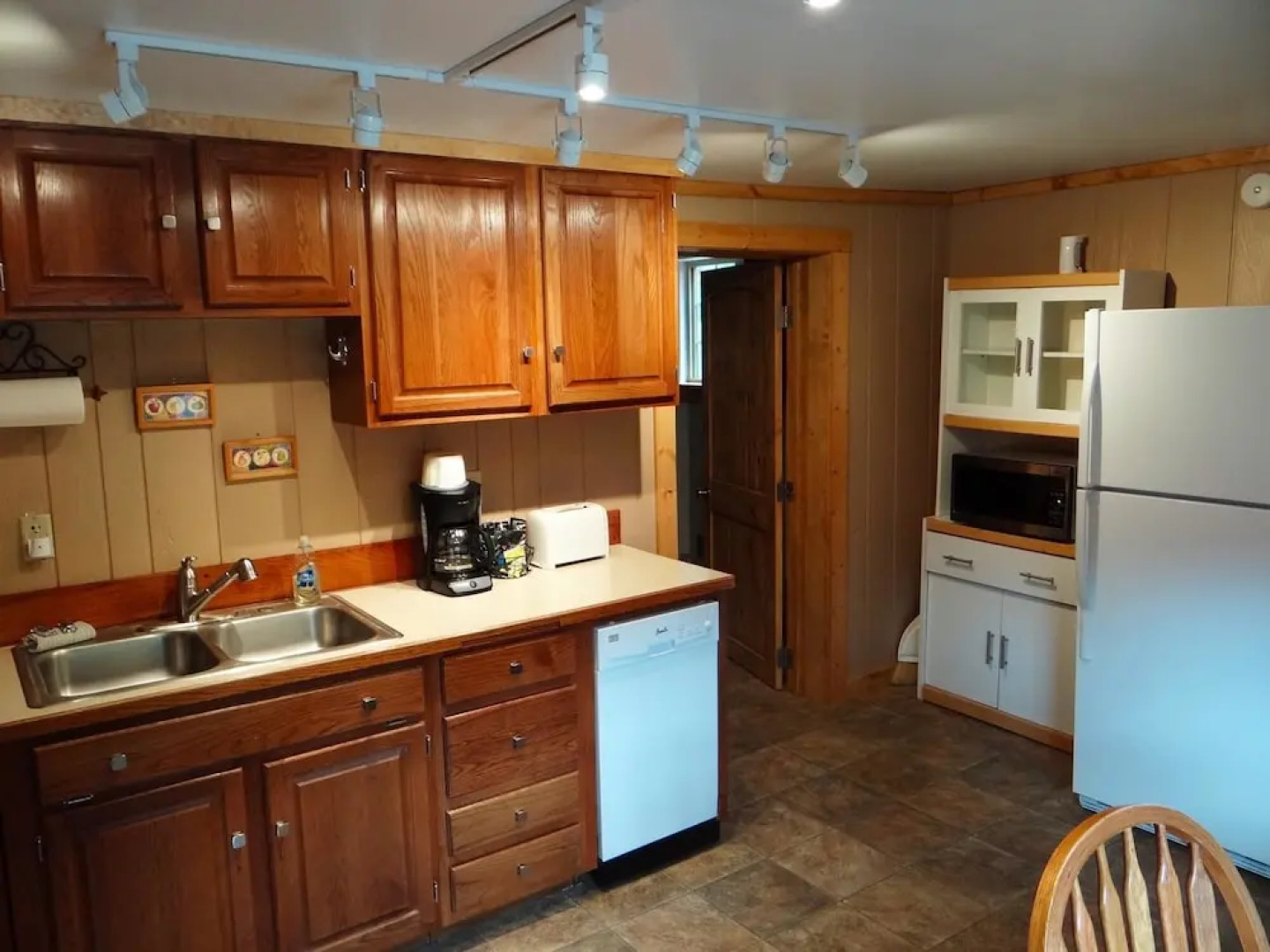 Historic Tamarack Lodge and Cabins