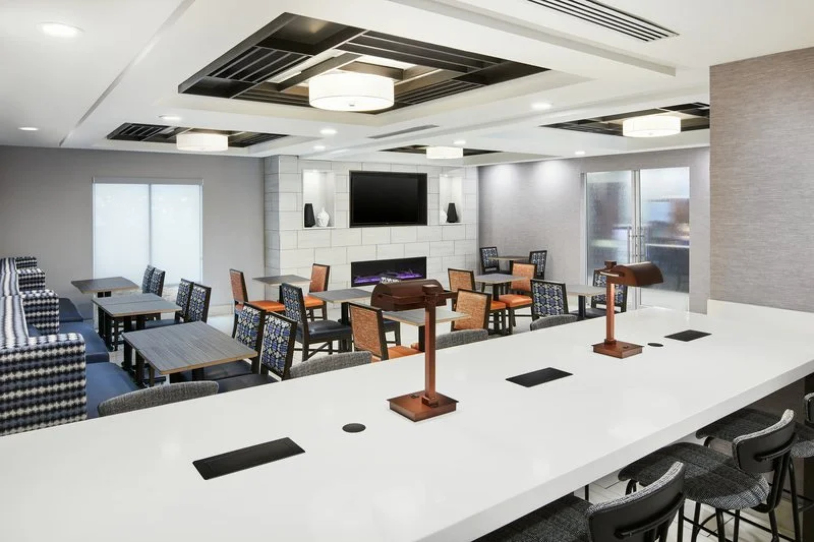 Holiday Inn Express & Suites I-26 & US 29 at Westgate Mall