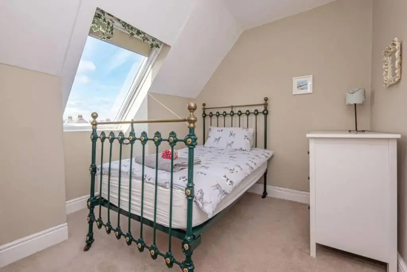 Hornsea Retreat Close to Sea - Sleeps 5