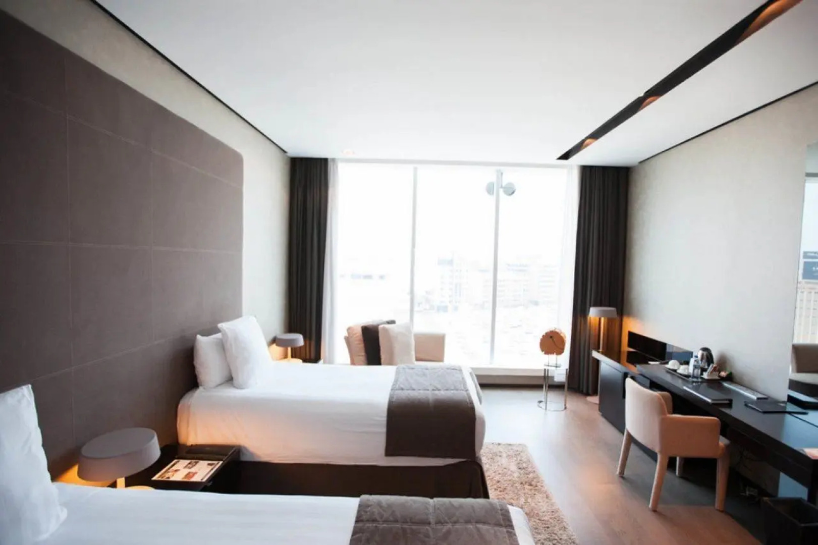 Отель The Canvas Dubai - MGallery Hotel Collection