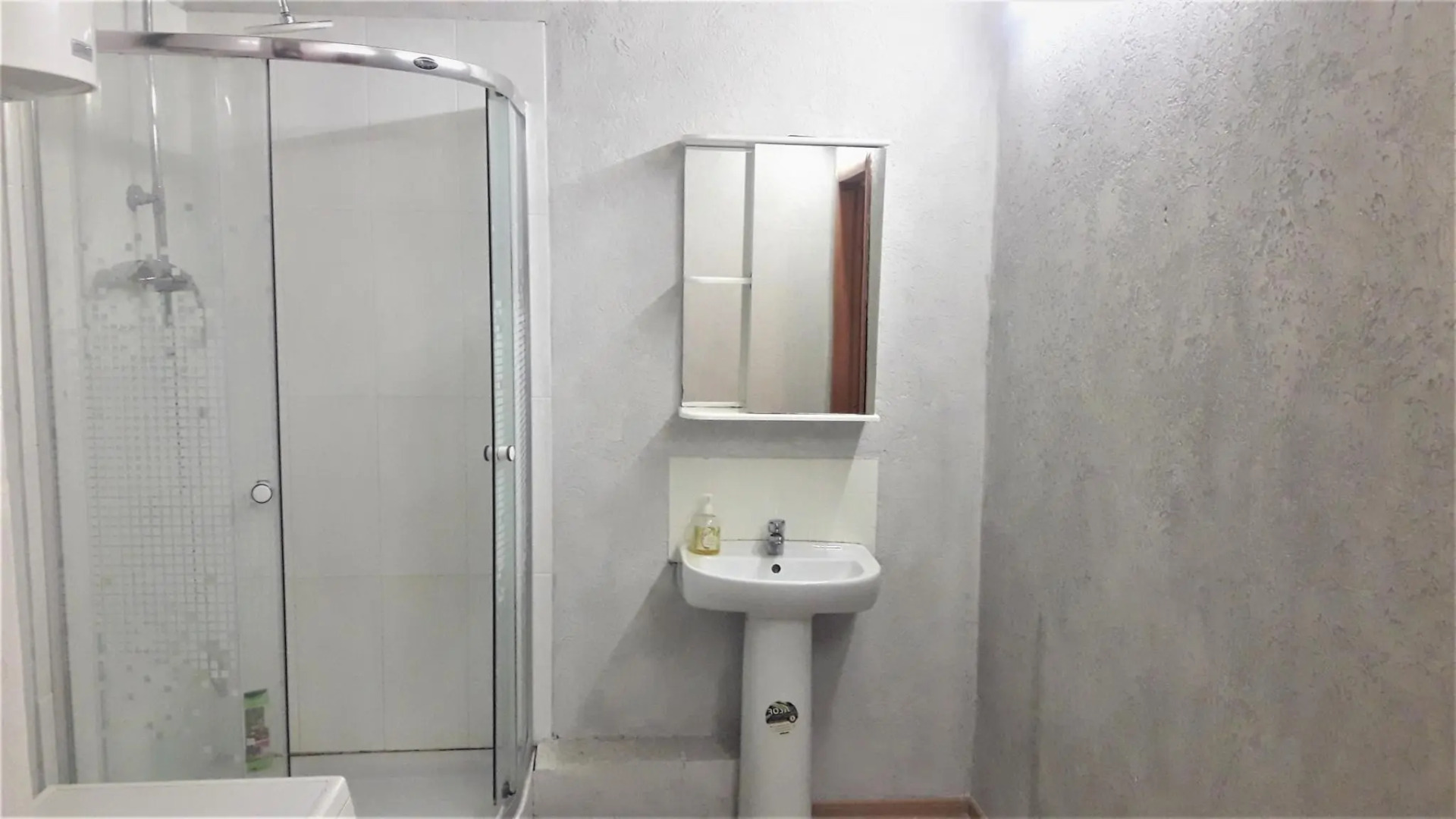 Апартаменты на улице 8 Марта 8