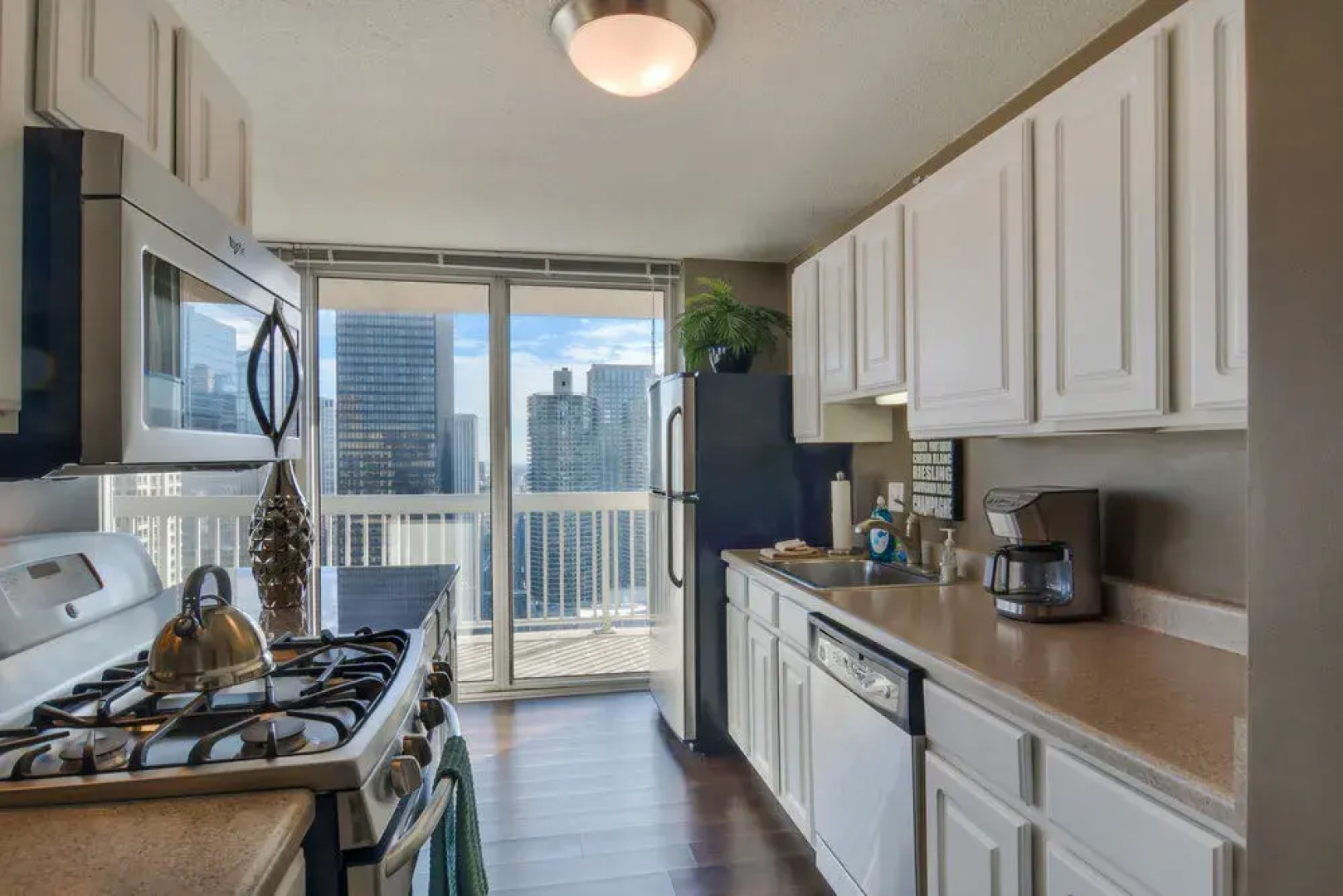 Premier Luxury Suites