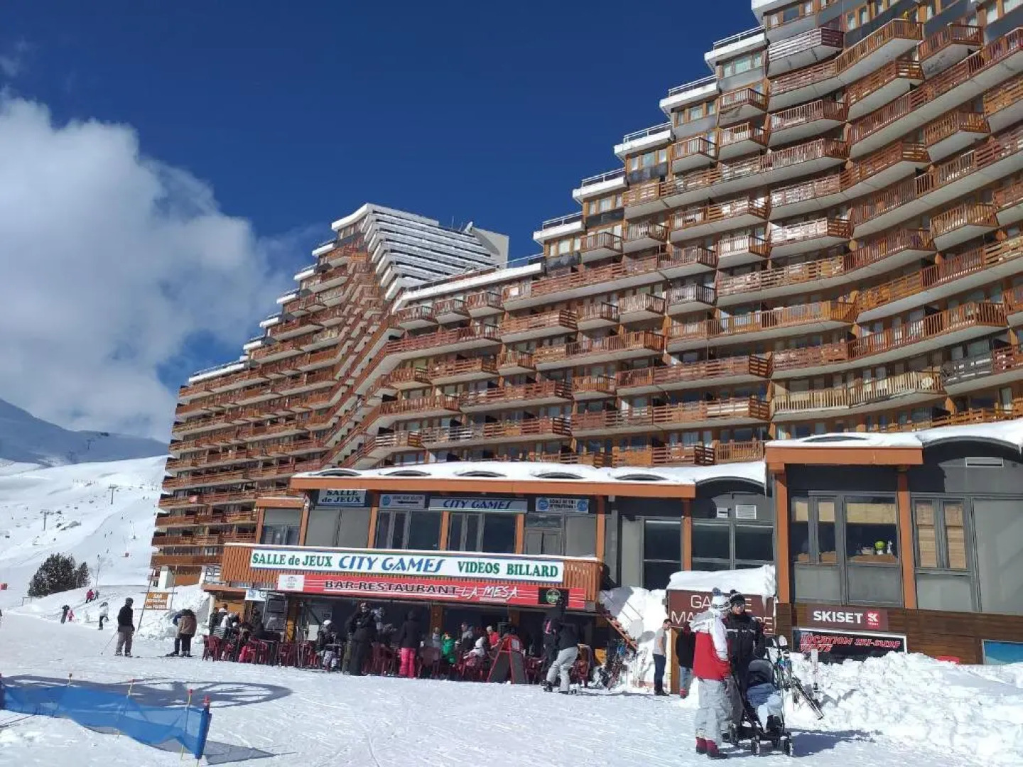 STUDIO en PLEINE MONTAGNE AVEC VUE SUR MARMOTTES