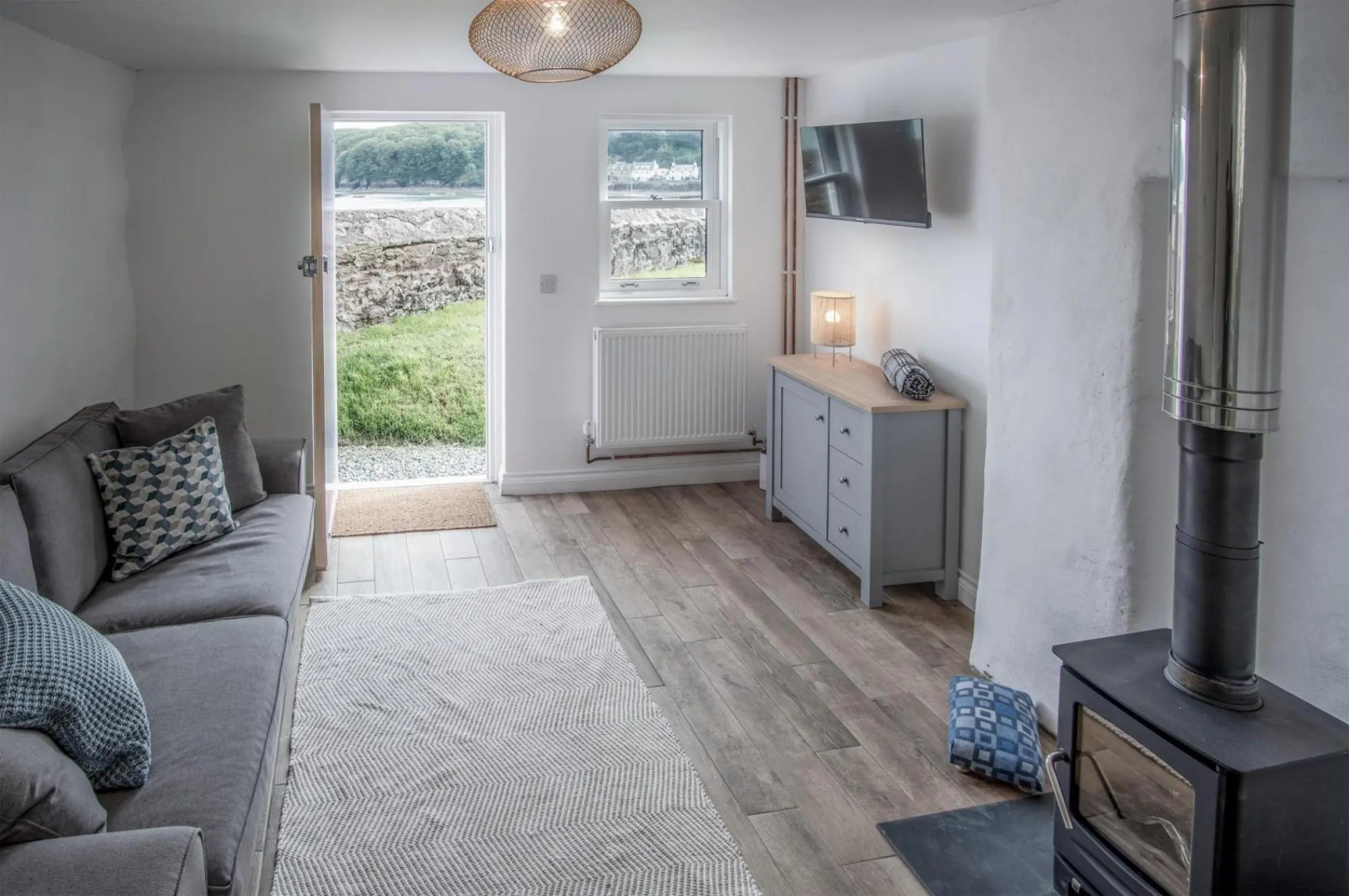 Brook Cottage - 1 Bedroom Cottage - Dale