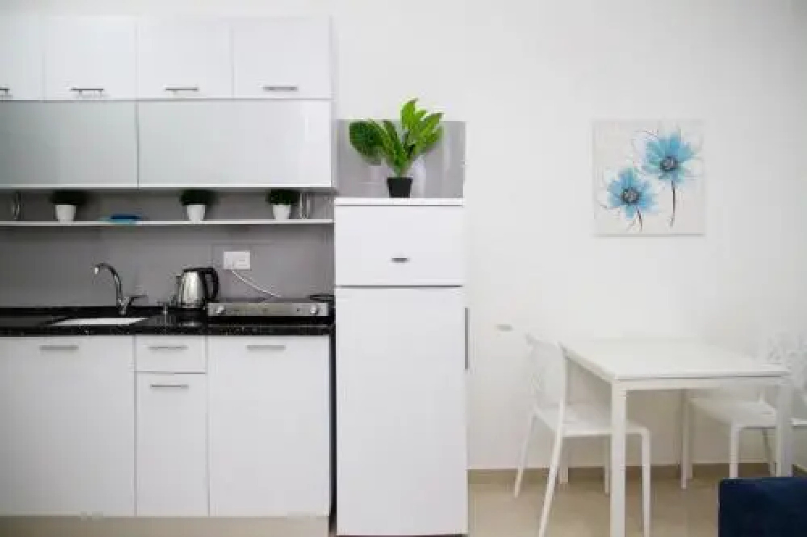 Gk Apartment Ben Gurion St.