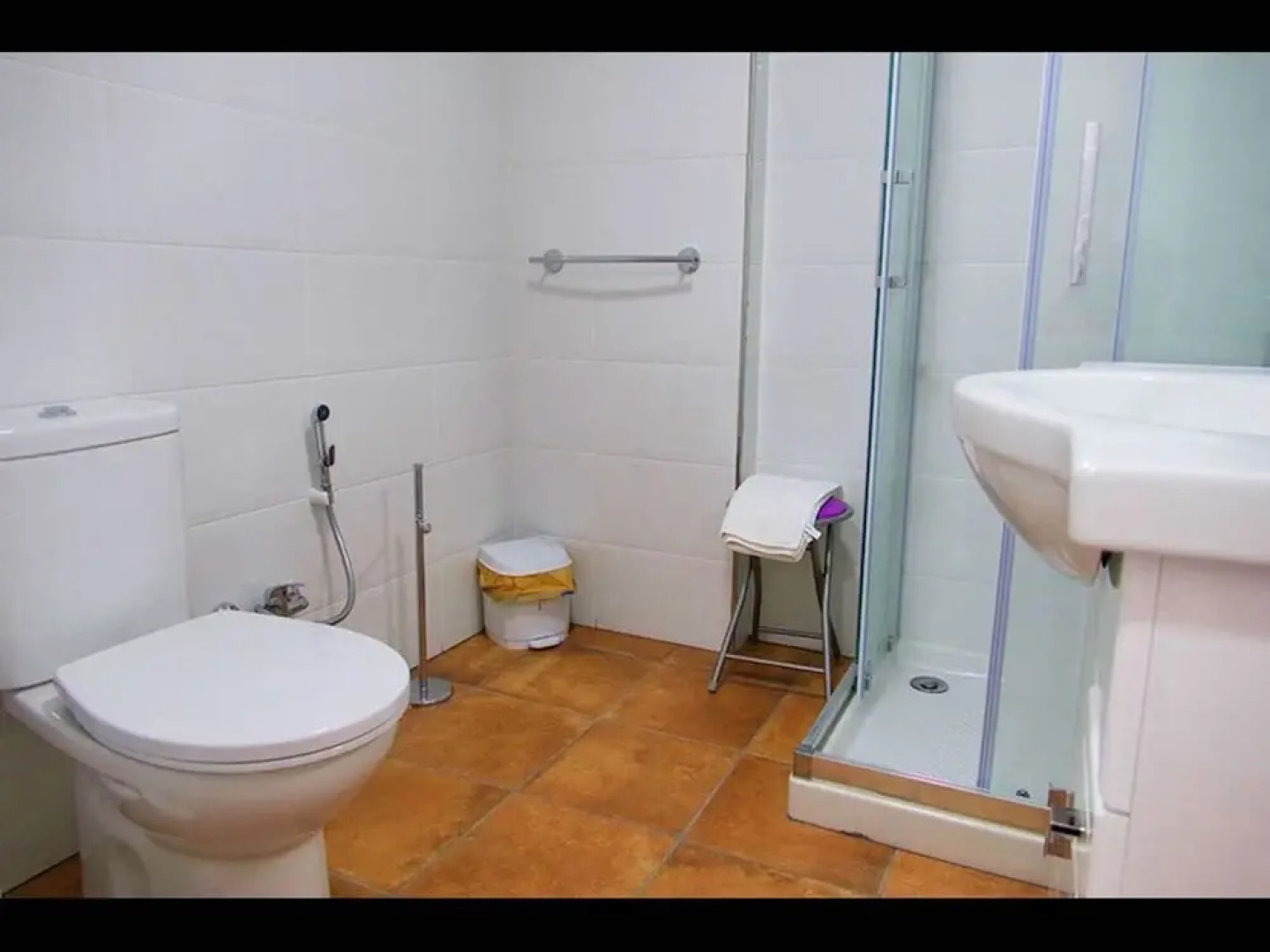 Room in Guest Room - Rooms With Private wc 1