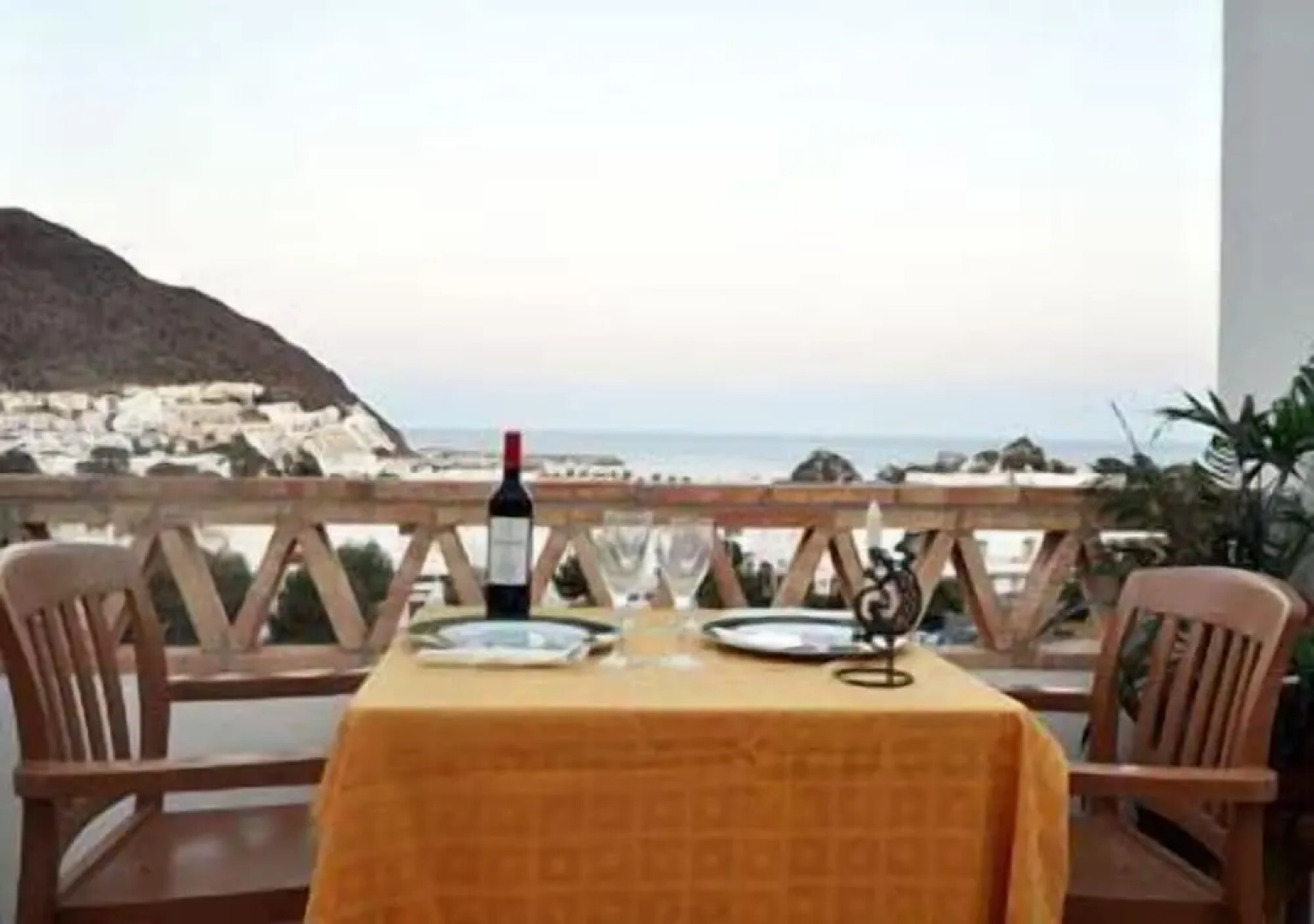 Hostal El Dorado Cabodegata