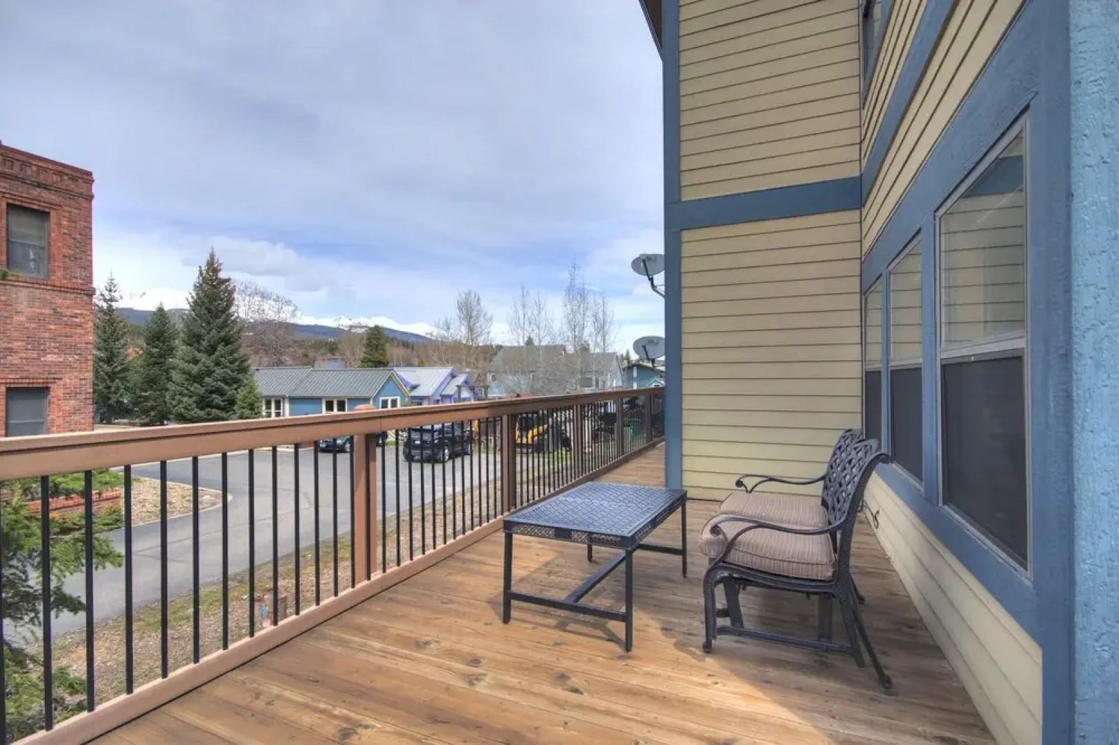 Longbranch 216 2 Bedroom Condo by RedAwning