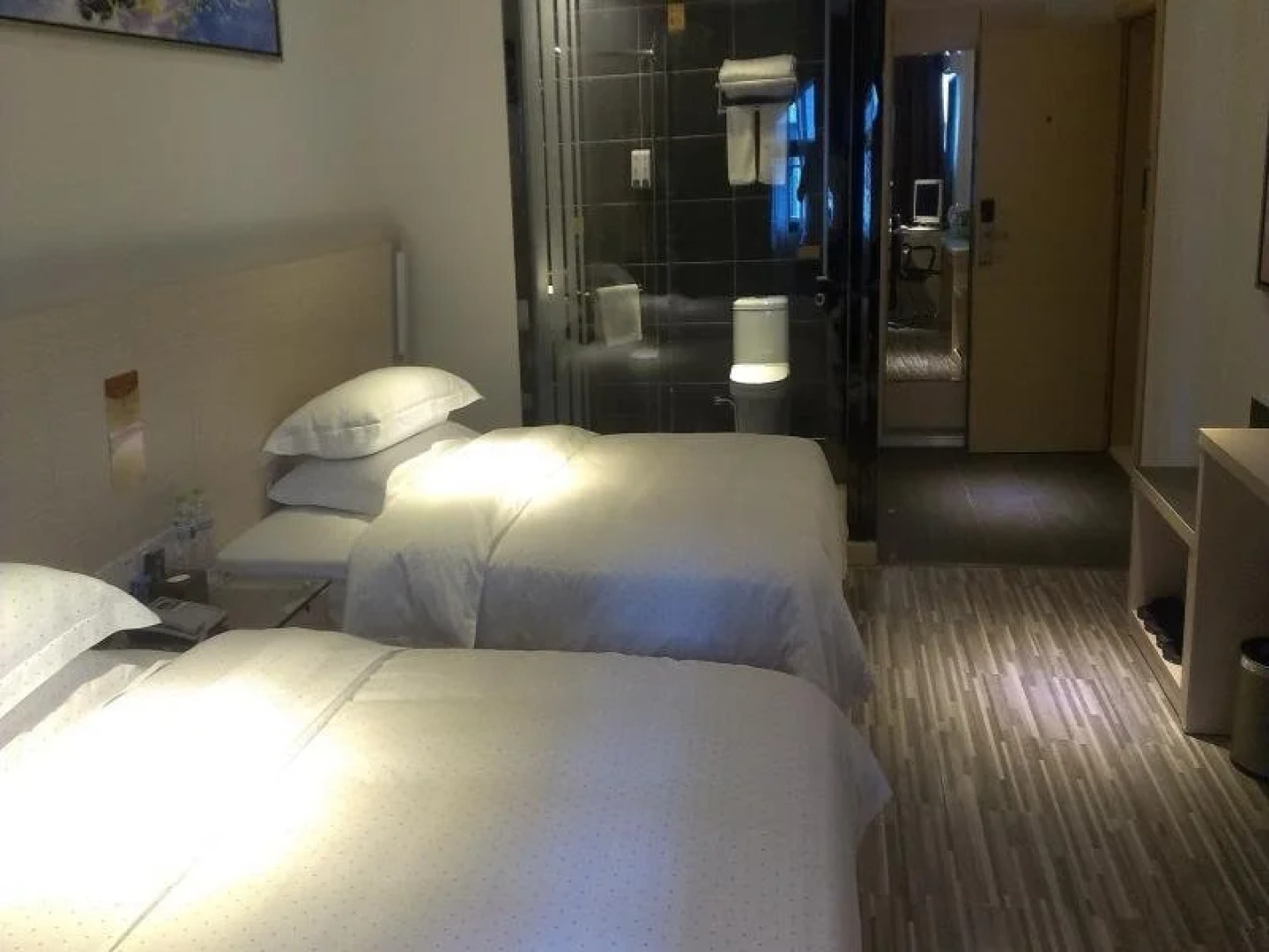 Yizhou City Express Hotel