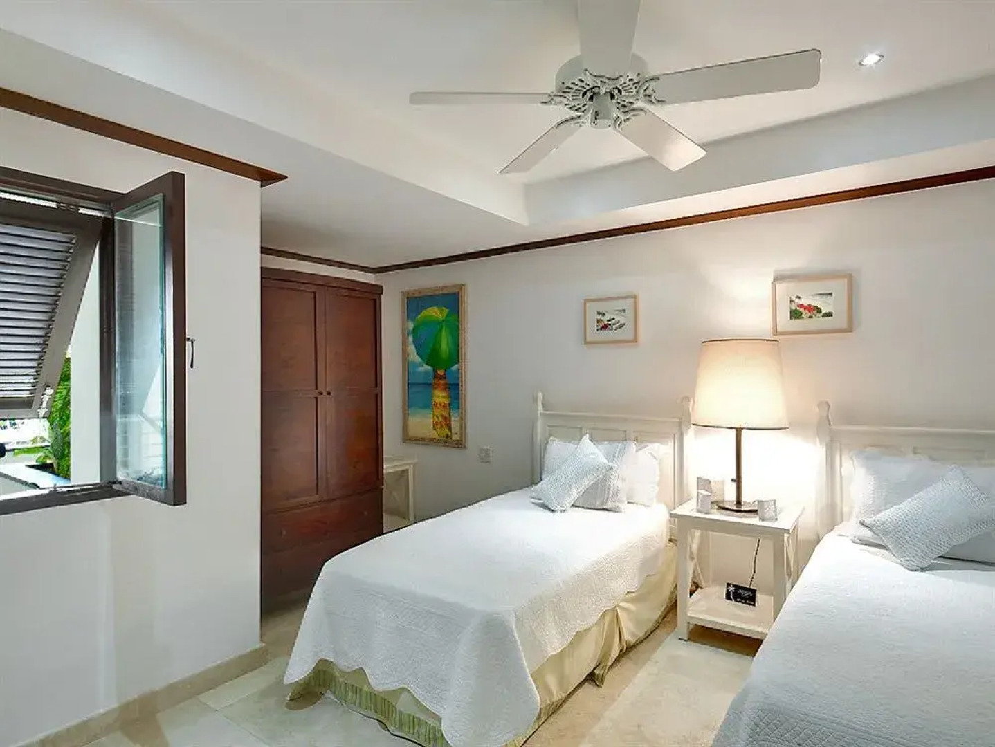 Coral Cove Beachfront Villas