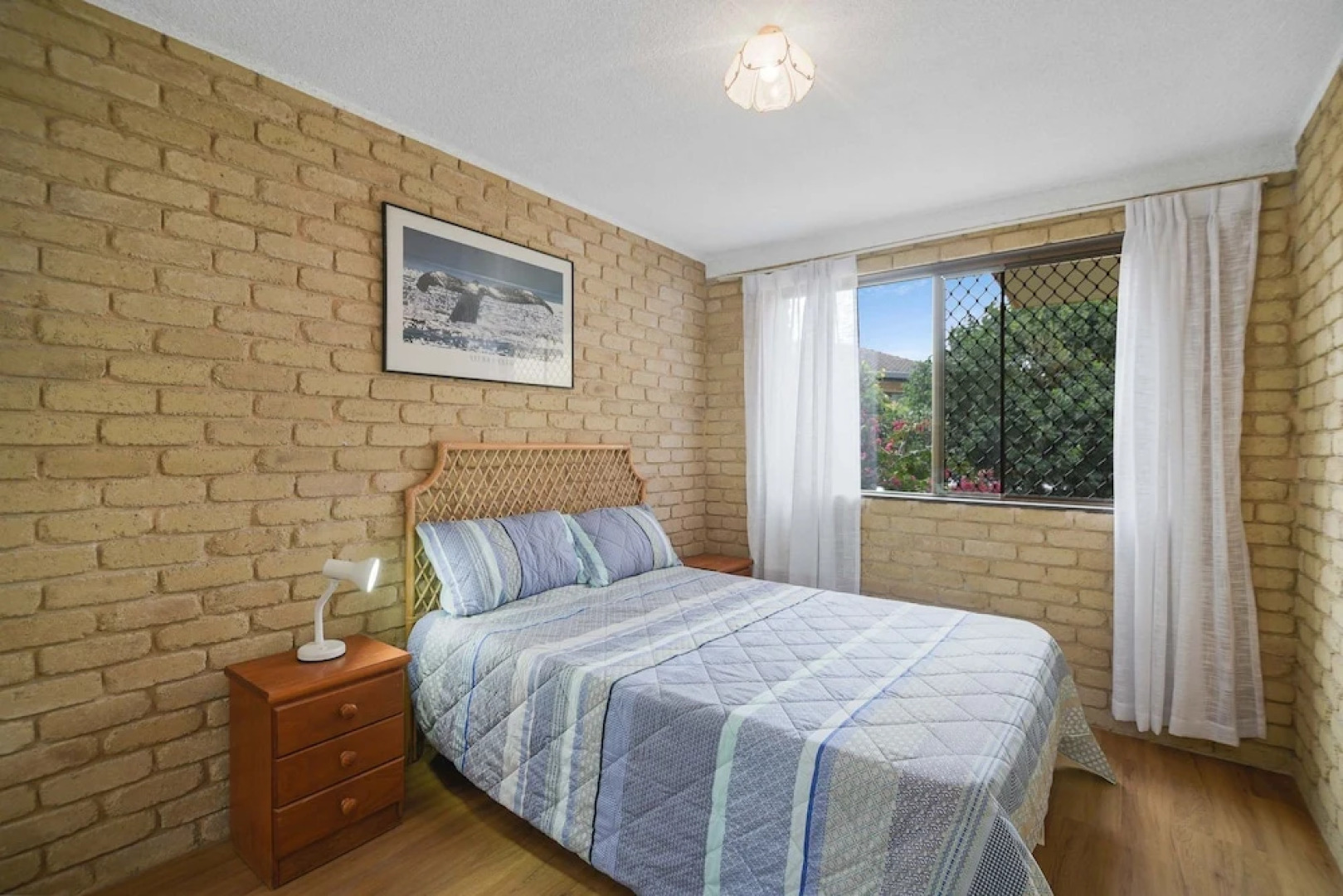 Galleries 3 - 3/28 Peregian Esplanade