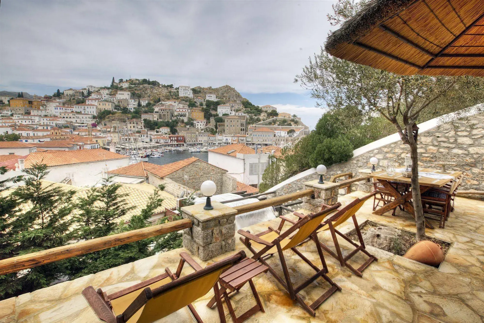 PortaDelMare Deluxe Suites