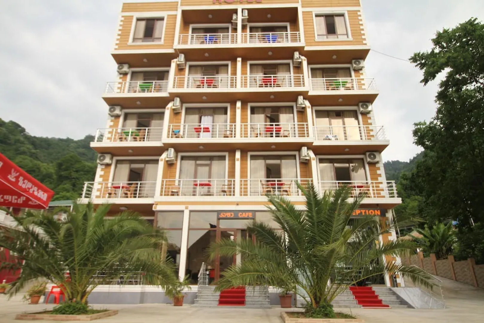 ОТЕЛЬ MEDEA kvariati