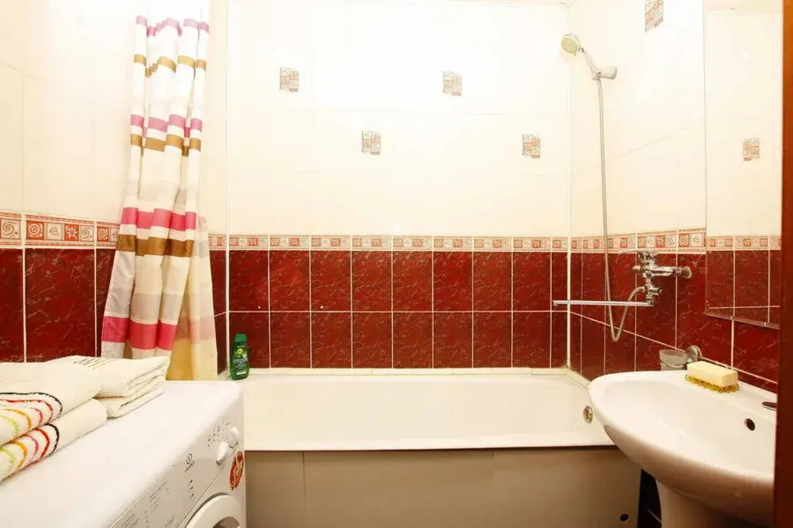 Alt Otel on str. 40-let Pobedy, bld. 29 B (art. 058)