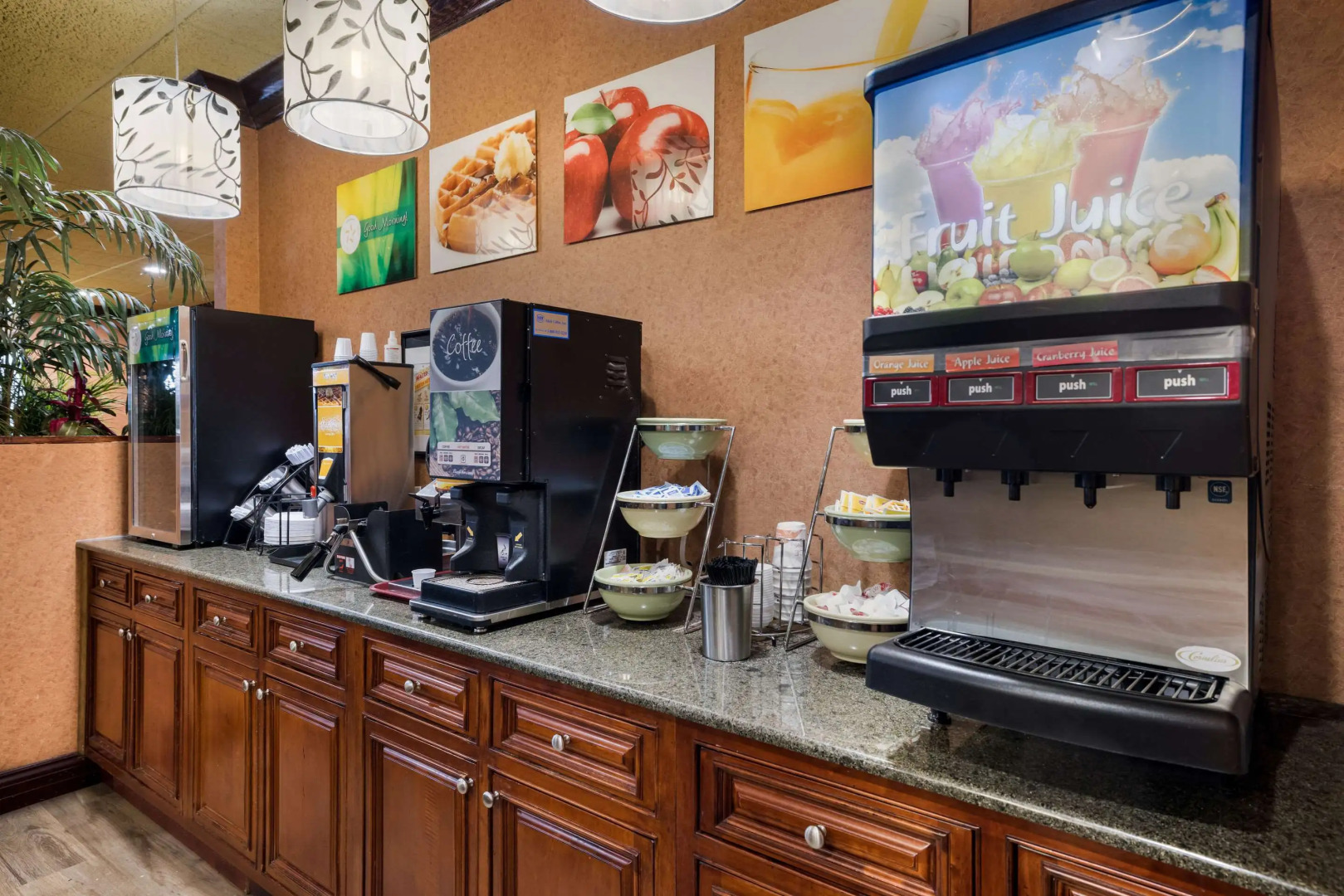 Quality Inn & Suites Syracuse Fairgrounds