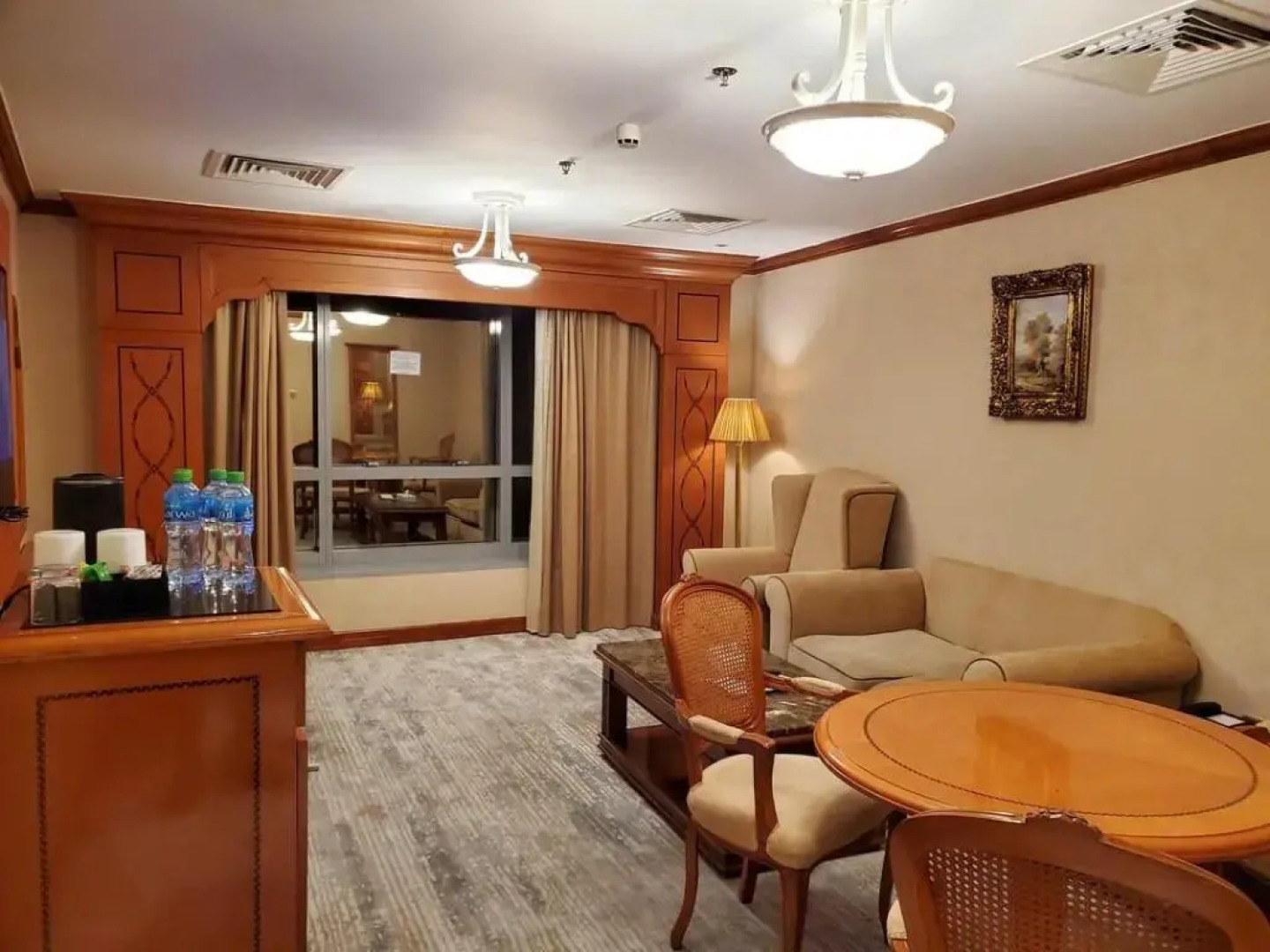 Royal Concorde Hotel & Suite