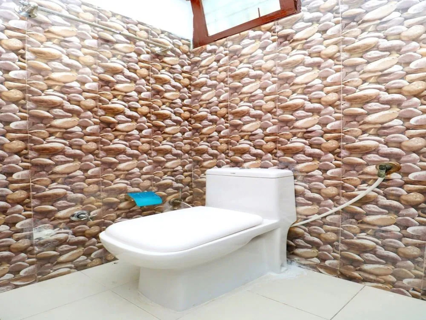 Oyo 37097 Raj Apartments