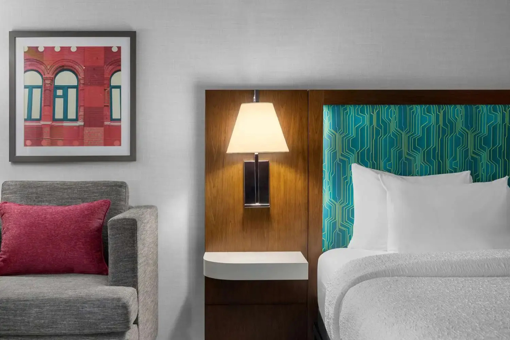 Hampton Inn & Suites by Hilton Orangeville, ON