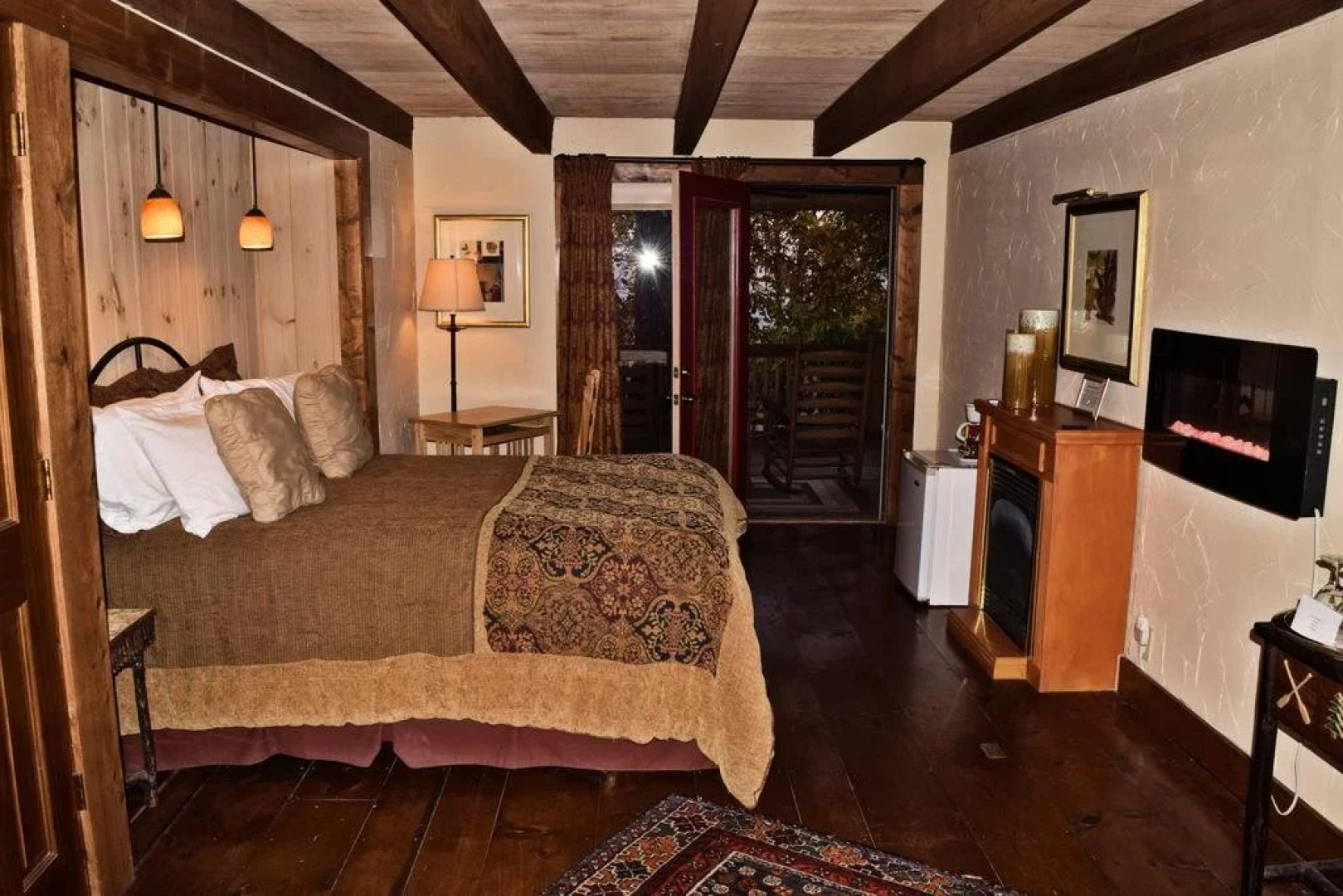 The Overlook Inn Bed and Breakfast